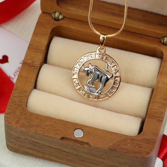 "Rose Gold Taurus Zodiac Pendant with Bull Motif and Symbol Ring, XPPT1446 - Picture 7 of 12